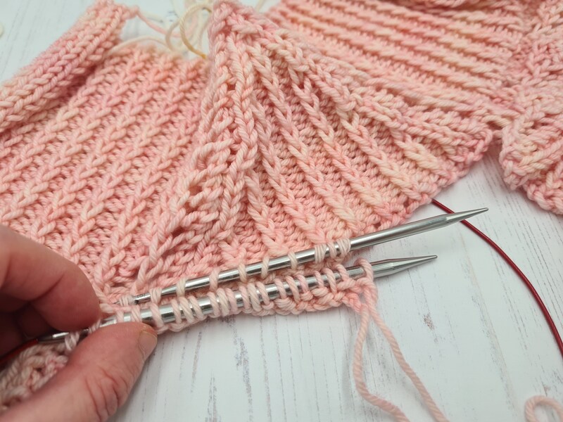 attaching a shawl collar to picked up stitches
